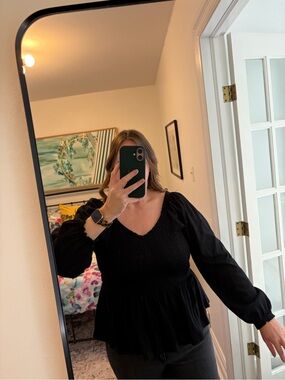Old Navy Black Long-Sleeve Smocked Peplum Top